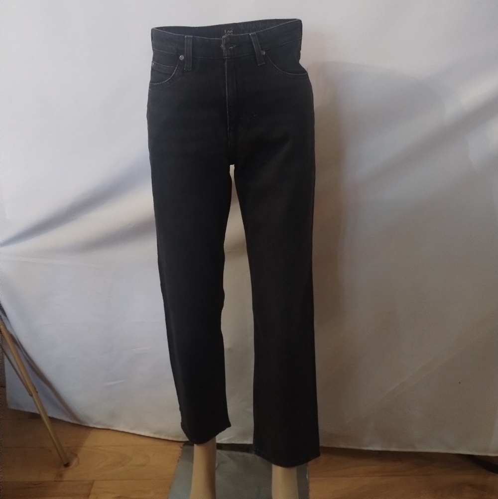 Lee Black High-Rise Straight Leg Jeans – Classic Fit – 26x27 New With Tags